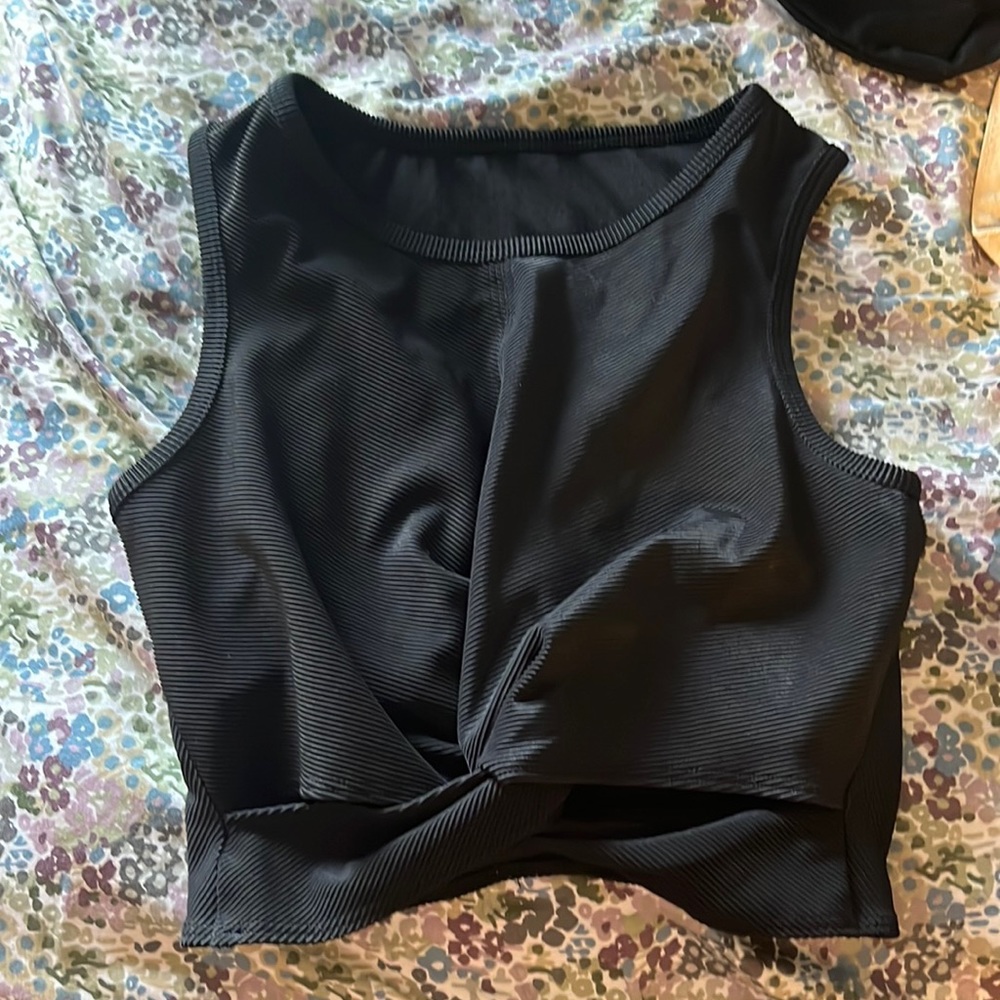 Zella workout too small